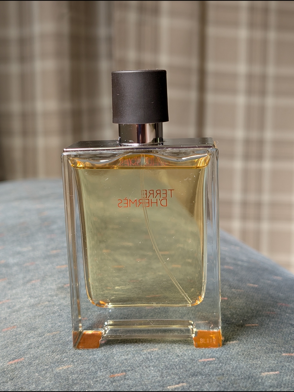 Hermes Terre d'Hermes Eau de Toilette - 100 mL, 3.3 fluid ounces - Picture 4 of 8